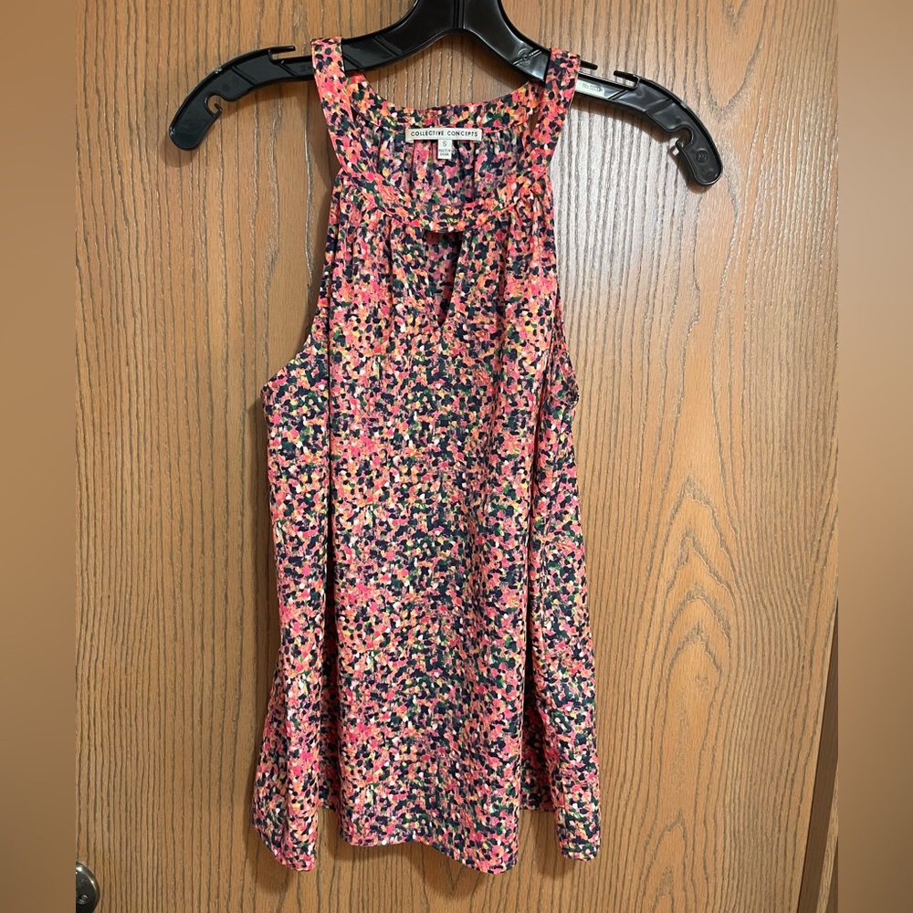 EUC Multicolor Tank Top with Round Neckline and Front Keyhole